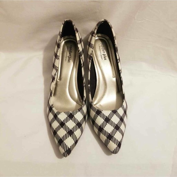 Comfort Plus By Predictions Womens Plaid 9.5